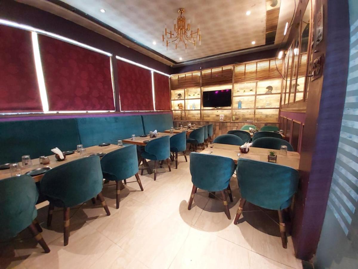 Hotel Ss Grandeur Lucknow Esterno foto